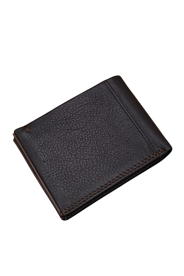 Classic Black Leather Bifold Wallet – Slim & Functional