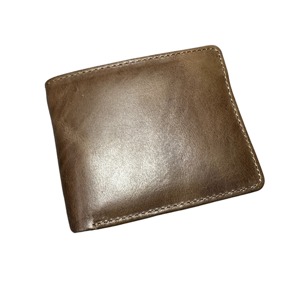 Smooth Brown Leather Wallet – Handcrafted Bifold for Men